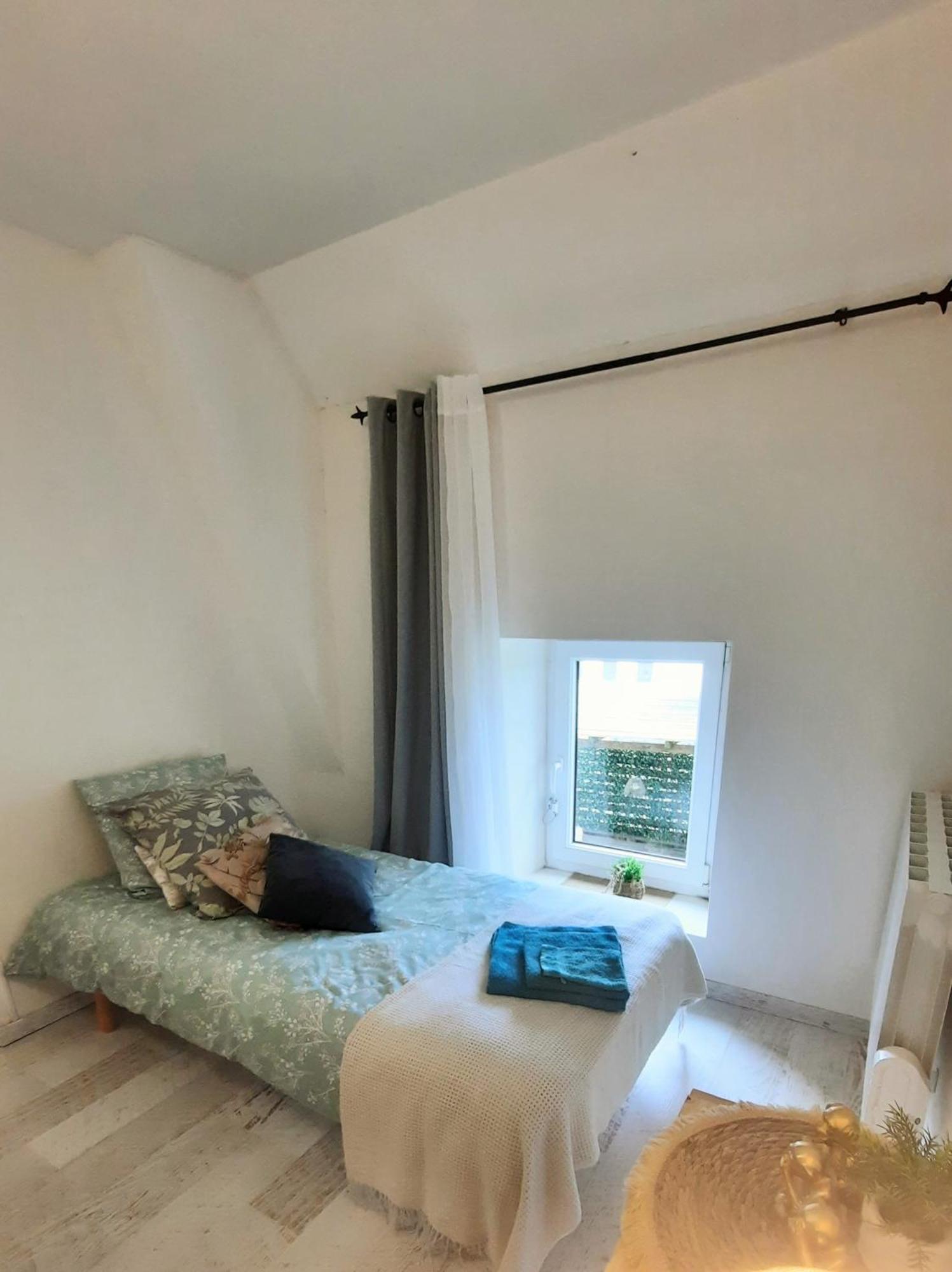 Le Gite De La Menuiserie Maisoncelles-la-Jourdan ภายนอก รูปภาพ